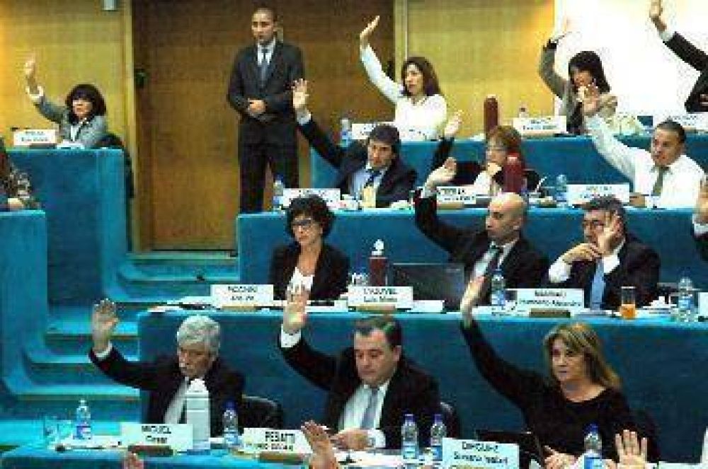 Por 40 votos contra 5 aprobaron agrandar el STJ