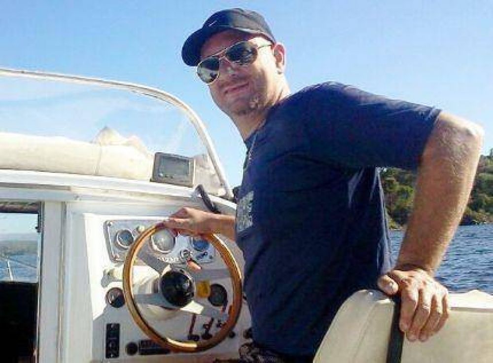 Mart�nez del Bosque, otro hombre de �Manino�, fue designado Director Provincial del Teatro Auditorium