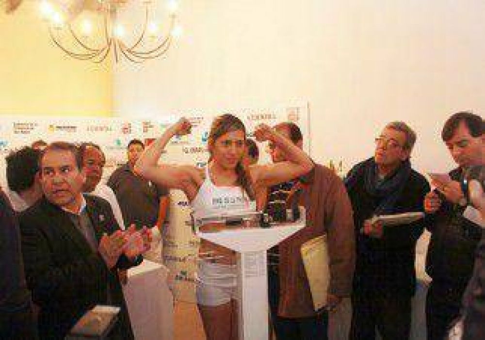 Vi�as defiende su sue�o mundial 