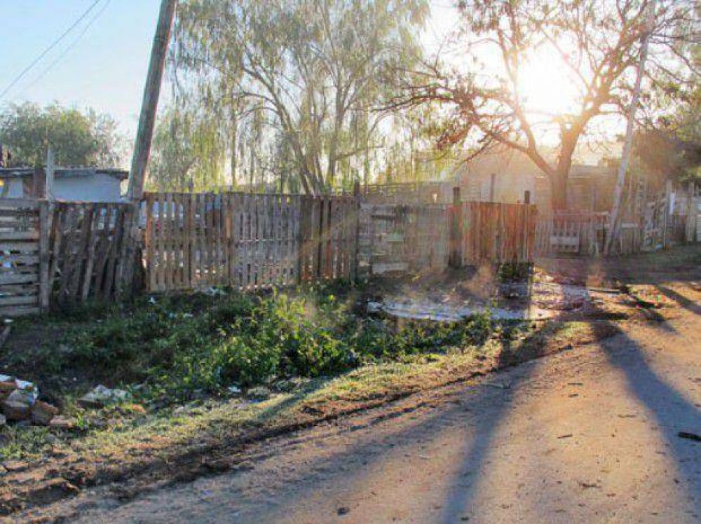 Investigan la venta irregular de lotes en un humilde barrio de zona oeste