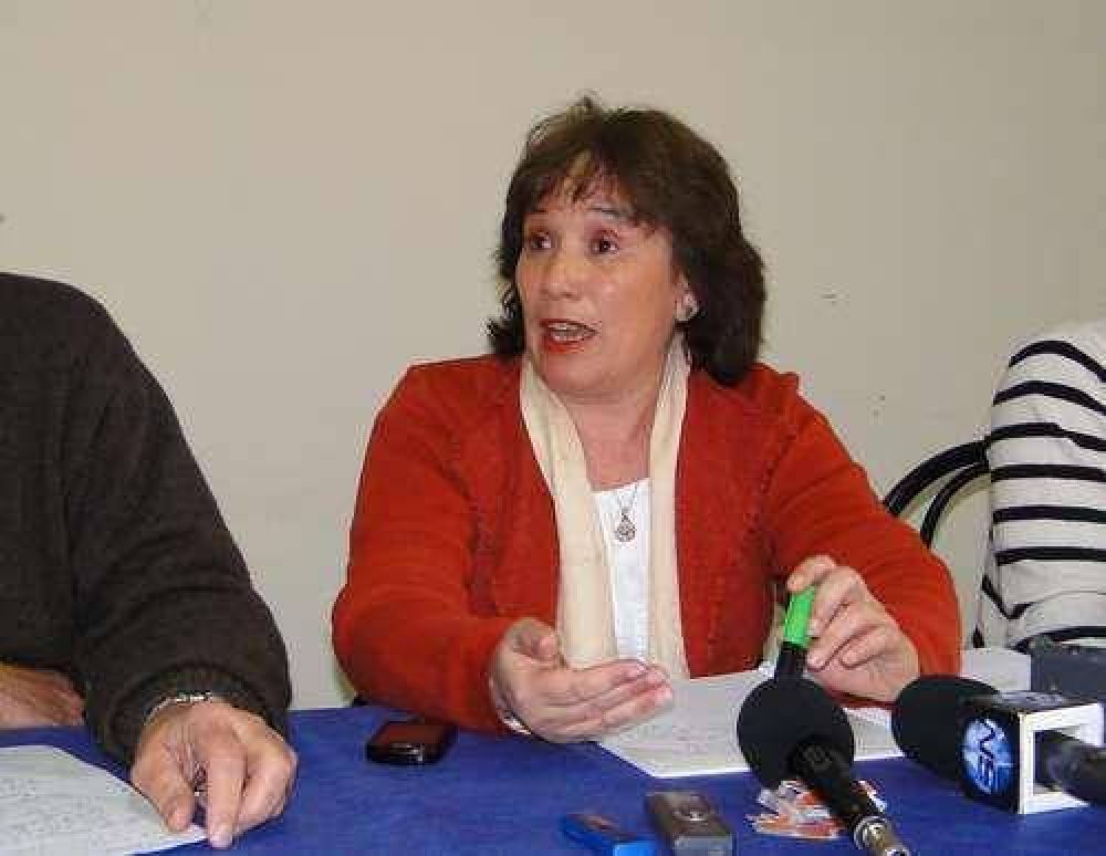 CAMBIOS EN EL CONSEJO: Basile tom� licencia y Quattrocchio qued� a cargo del Consejo Escolar