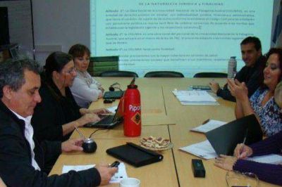 Trabajan en el estatuto de la Obra Social de los trabajadores