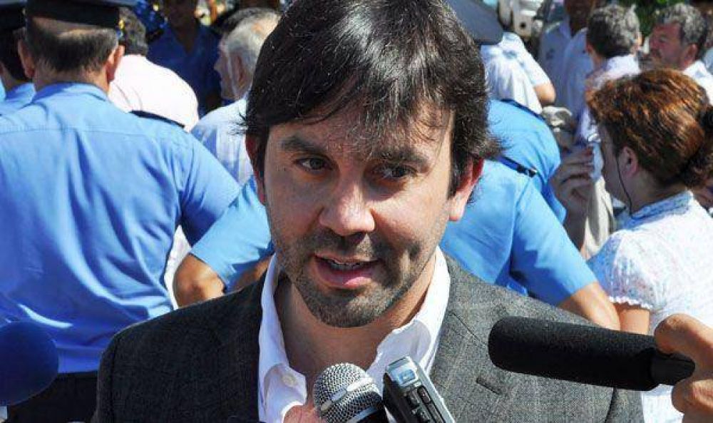 Felipe �lvarez destac� el cumplimiento en obras del gobierno