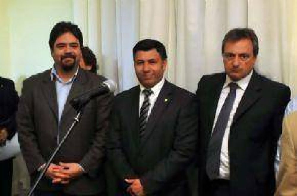 Dos Subsecretarios Presentaron Su Renuncia Ayer Por La Tarde