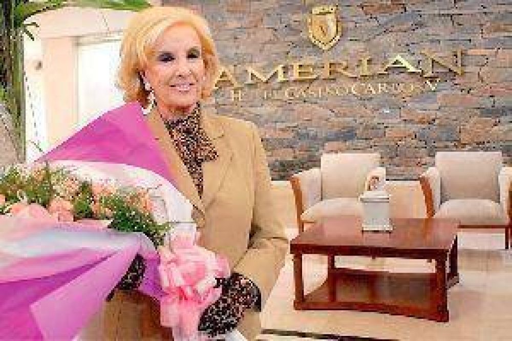 Mirtha Legrand regres� ayer a Las Termas y se declar� deslumbrada por la ciudad