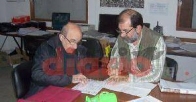 Clausuran acequia del ingenio Santa B�rbara