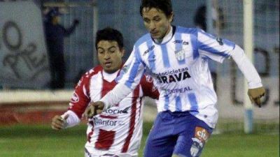 Atl�tico volvi� al triunfo y se acerca el objetivo