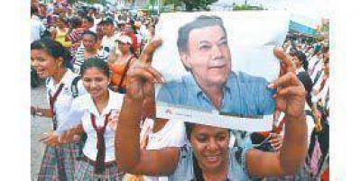 Santos deja abierta la puerta para presentarse a la reelecci�n en 2014
