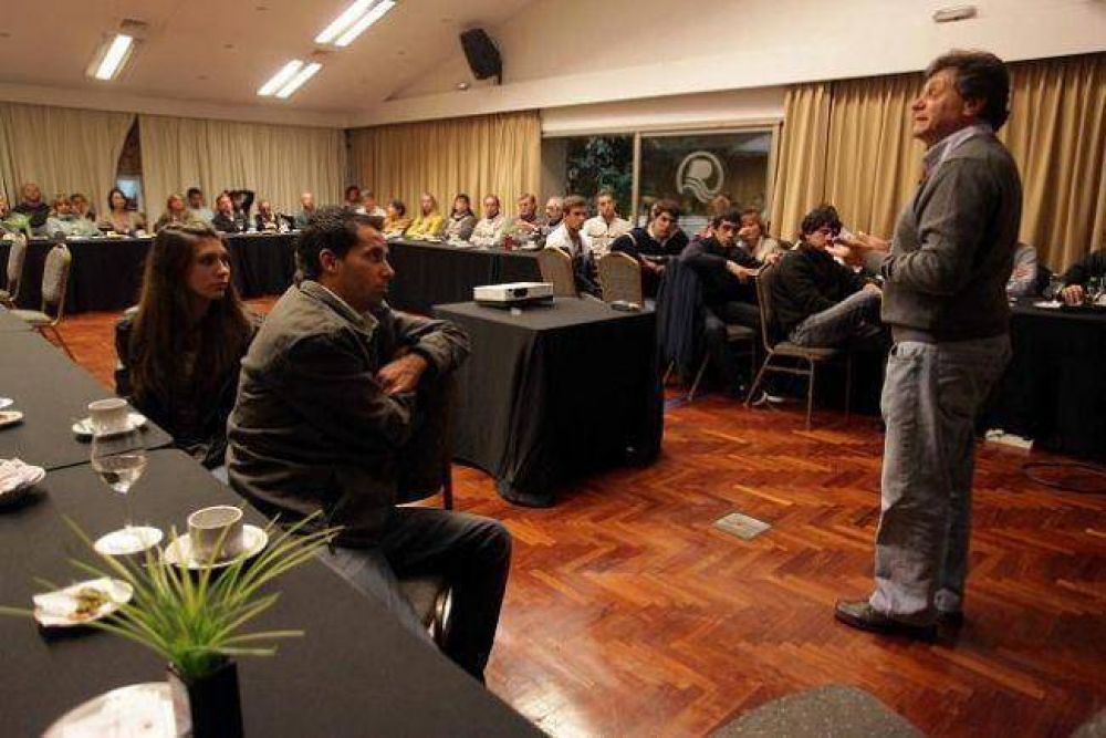 Reuniones por doquier