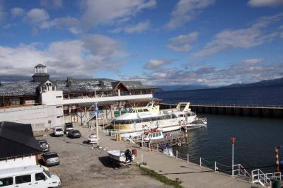 Iniciar�n demanda civil para desalojar Puerto San Carlos