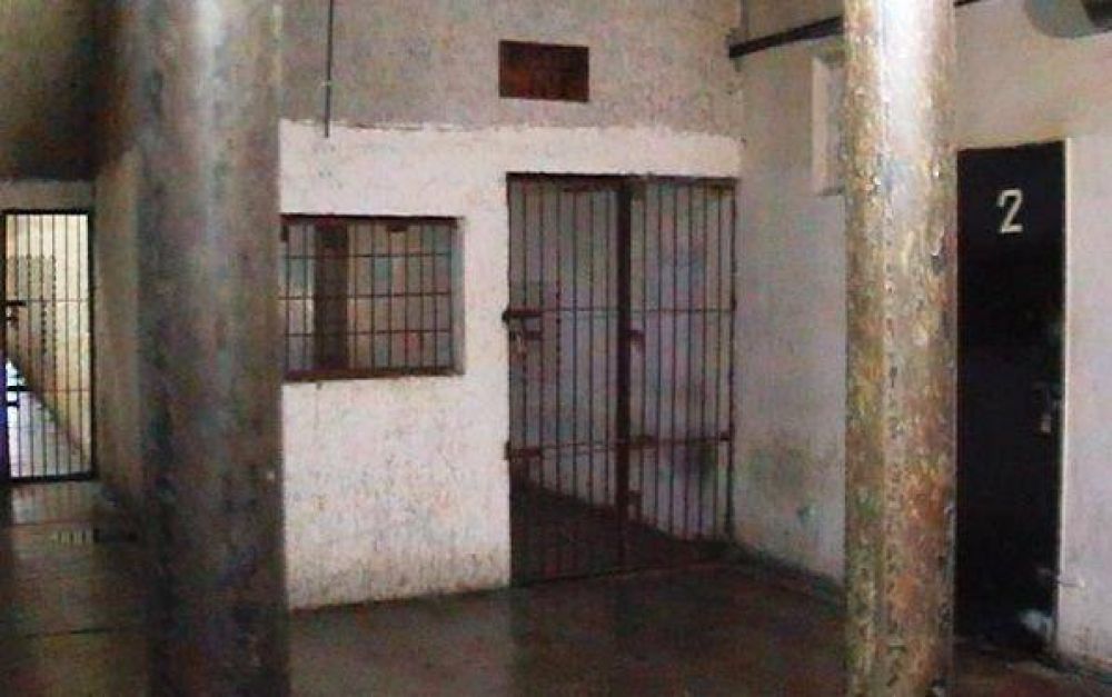 Separan de sus tareas a tres efectivos del penal, mientras Lozada investiga denuncia por torturas