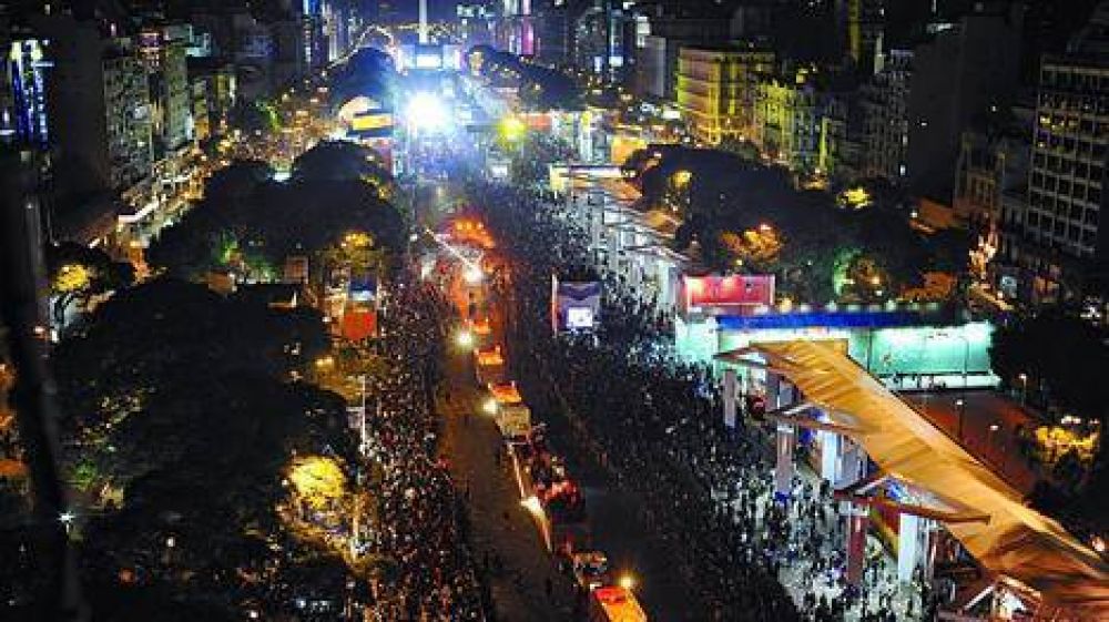 La fiesta del 25, la apuesta de los K para dejar atr�s todas las malas noticias