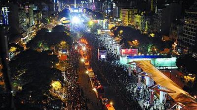 La fiesta del 25, la apuesta de los K para dejar atr�s todas las malas noticias