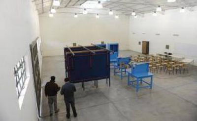 Denuncian que en el T�cnico de Aguilares falta equipamiento
