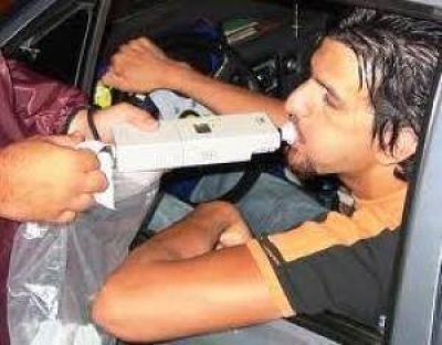 Controles conjuntos de alcoholemia entre provincia y "Padres en Ruta" fortalecen el Plan Director de Tr�nsito