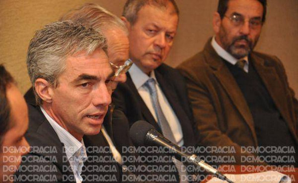 Una mega-obra de gas natural beneficiar� a m�s de 1.500 viviendas de la Ciudad