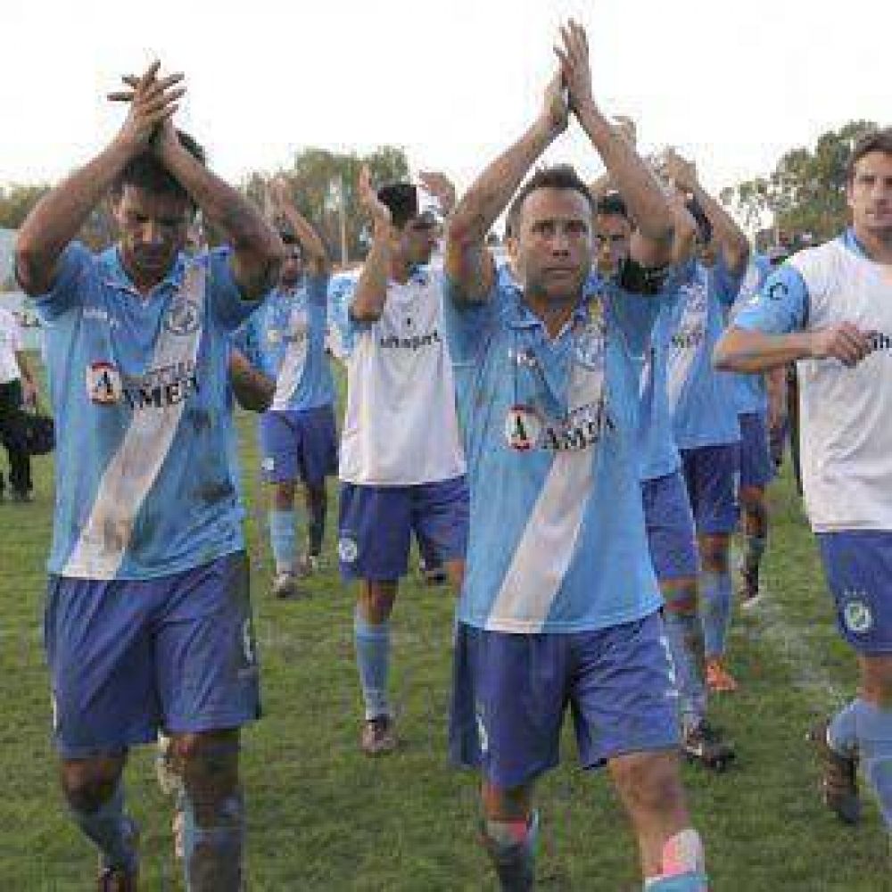 La Villa empat� con Chaca y deber� esperar