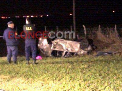 Contin�an en grave estado los cuatro accidentados el viernes en la ruta 12 