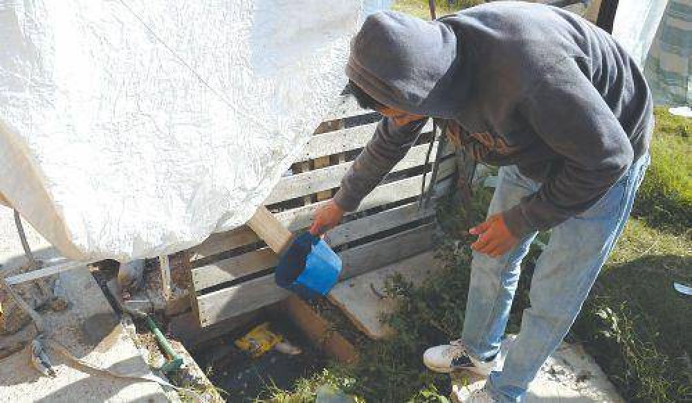 Denuncian que a los presos de San Mart�n les dan agua contaminada
