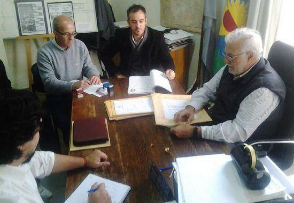 Nueva apertura de sobres de las licitaciones de cloacas para la primera etapa del Plan �M�s Cerca�