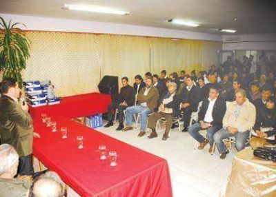 Proponen discutir el federalismo y su trascendencia nacional