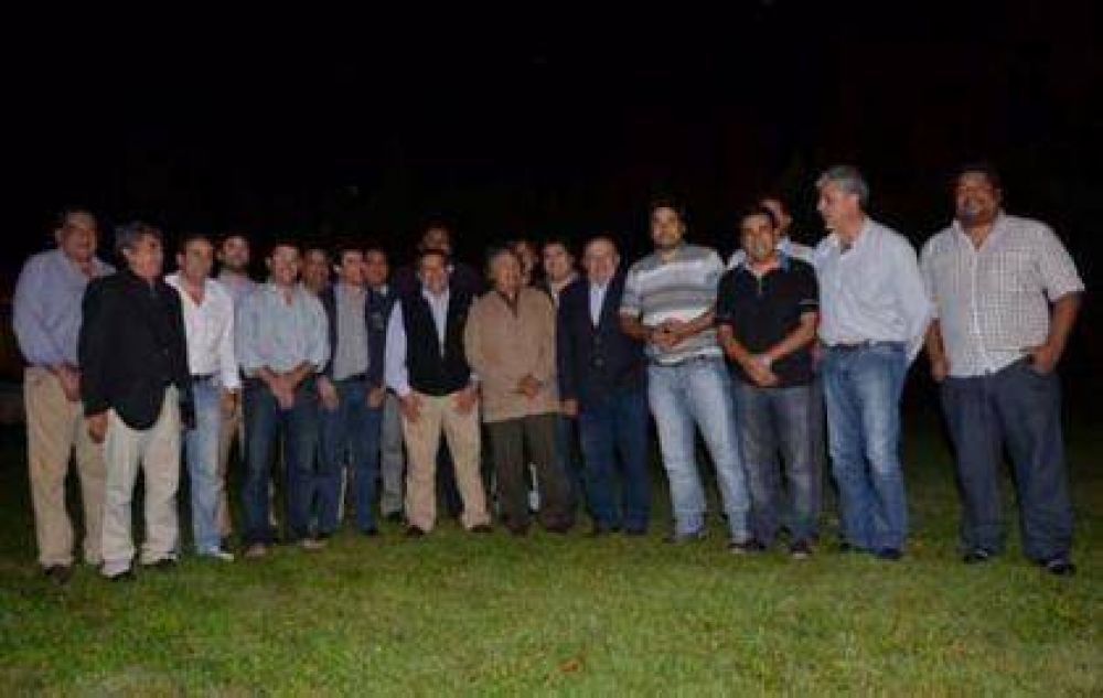 �LOS MUCHACHOS SEAN UNIDOS!