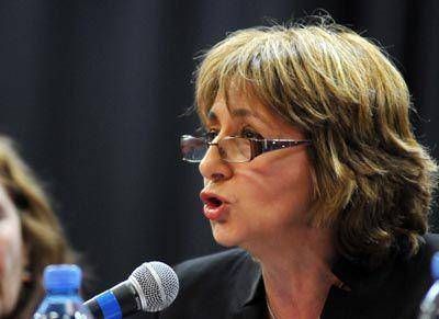 La procuradora de la Naci�n removi� al fiscal del caso Hooft
