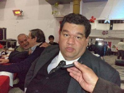 Nedela expres� su anhelo de �llegar a un acuerdo con los sectores que integran el FAP, para generar una alternativa fuerte en Berisso�