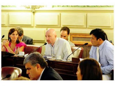 Los diputados del bloque 100% Santafesino pidieron formalmente neolemas al PJ