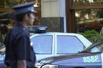 Tiroteo en Avellaneda: un polic�a y un delincuente heridos