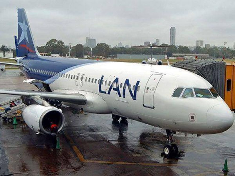 LAN descarta salir del mercado argentino, pero revisar� futuras inversiones