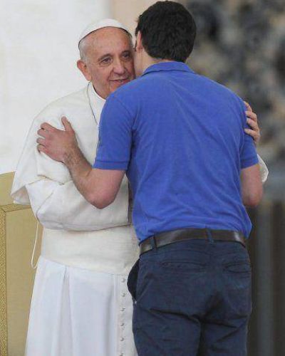 Aseguran que el Papa exorciz� a un joven en Pentecost�s
