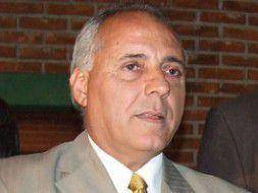 Intendente Regueiro de Presidente Per�n desminti� un acercamiento con Massa