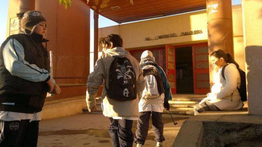 Vuelven las clases a Villa Boedo, tras los tiroteos