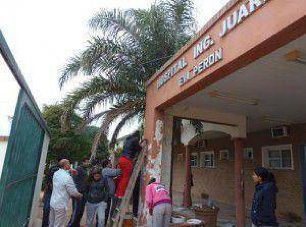 J�venes realizaron tareas comunitarias en Ingeniero Ju�rez