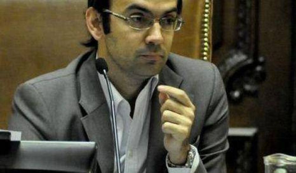 "Debemos defender a la gente de la Ciudad"