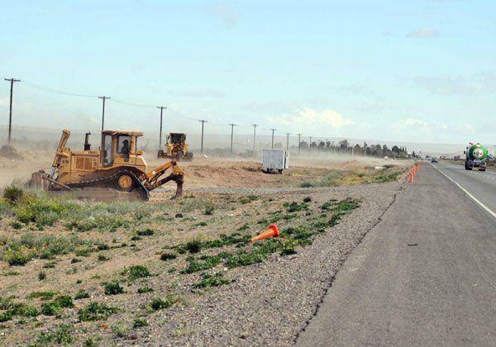 Comenzaron obras en la autov�a Plottier-Arroyito 