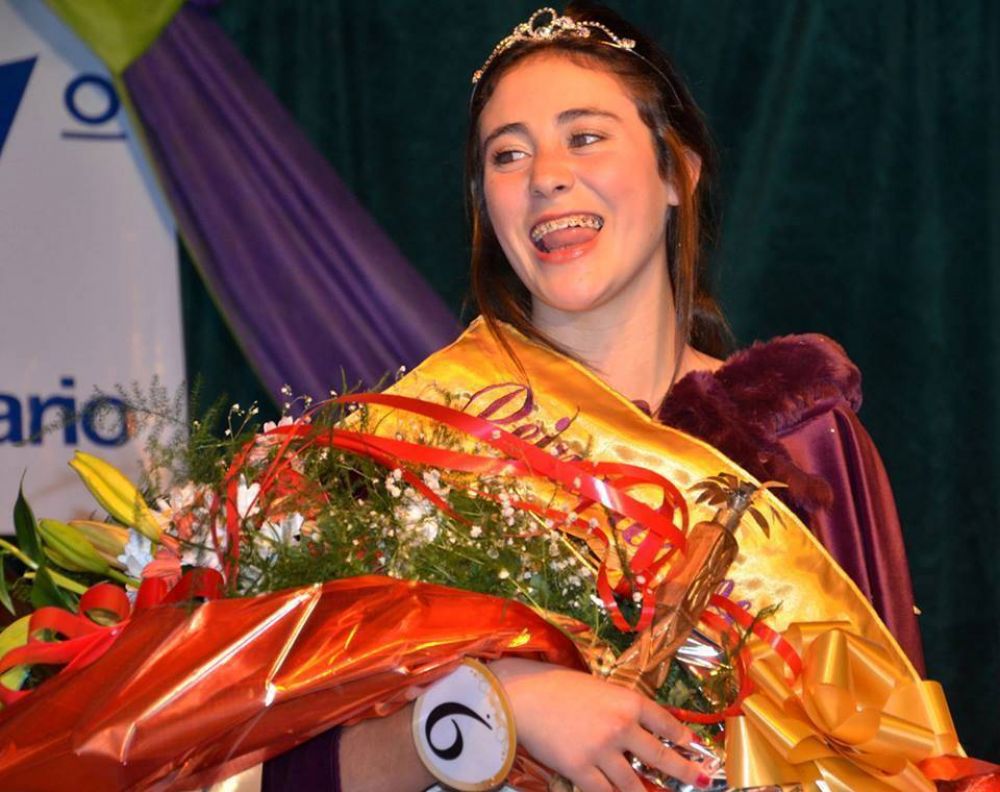 Azul, nuestra Reina 