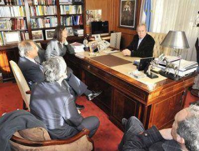 Impulsan creaci�n del Colegio de Abogados