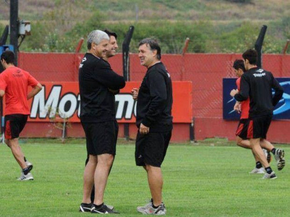Newell's: El Tata tiene la mente puesta en el Boca de la Libertadores