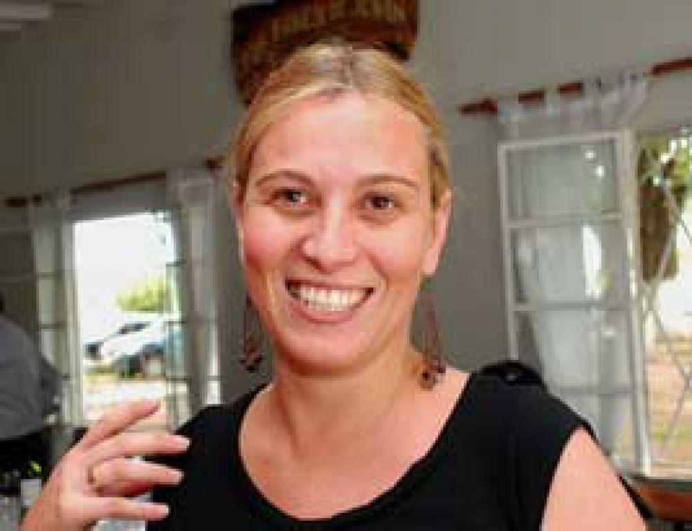 La diputada Valeria Arata solicit� un acelerador lineal de electrones para el Hospital de Jun�n
