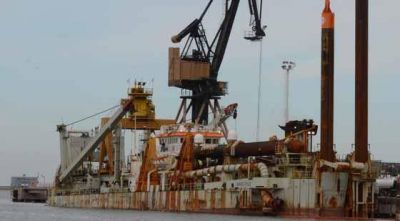 Comenz� el dragado de profundizaci�n a 50 pies