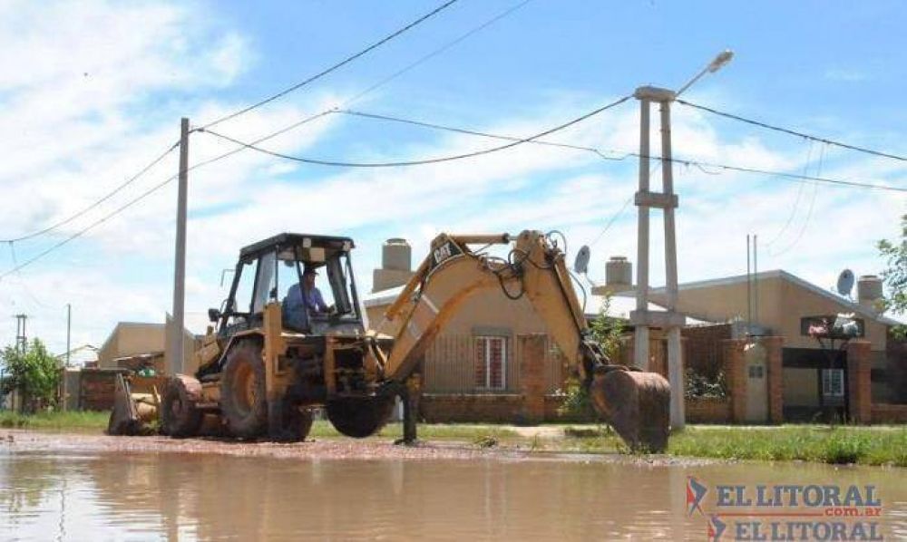 Proyectan mejorar la urbanizaci�n en las 550 Viviendas del barrio Pirayu�