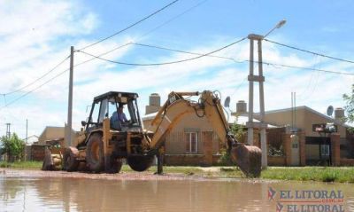 Proyectan mejorar la urbanizaci�n en las 550 Viviendas del barrio Pirayu�