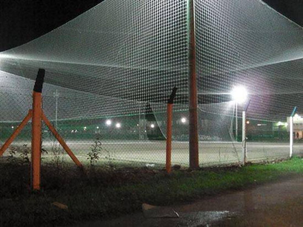 El Fort�n inaugura sus canchas de f�tbol sint�tico con un encuentro de escuelitas y mil choripanes de regalo