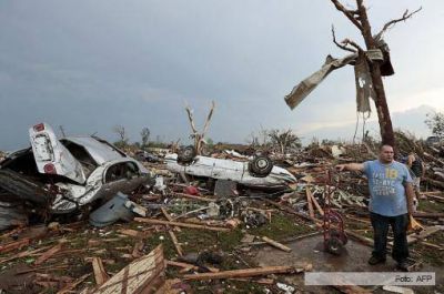 Ascienden a 91 las v�ctimas fatales por el tornado en Oklahoma