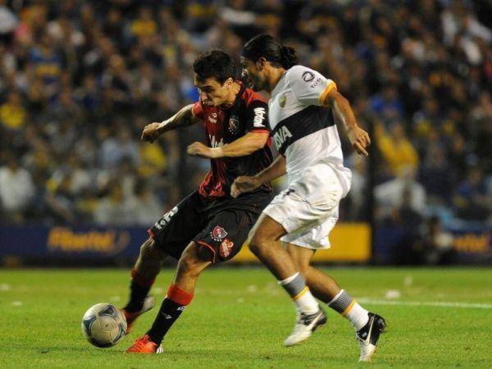 Angelici: "Grondona dijo que el horario de las 21.30 ser� para todos, no s�lo Boca y River"