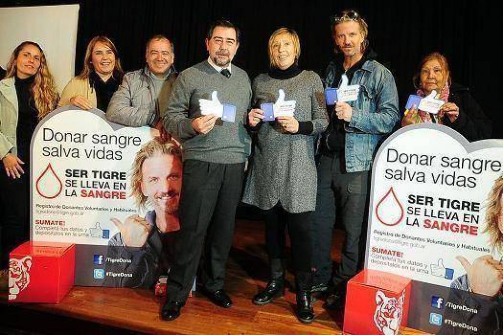 Con Facundo Arana, concientizan sobre donaci�n de sangre en Tigre
