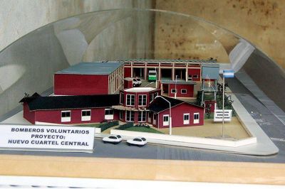 Bomberos sigue esperando y renovando pedidos por el nuevo cuartel central