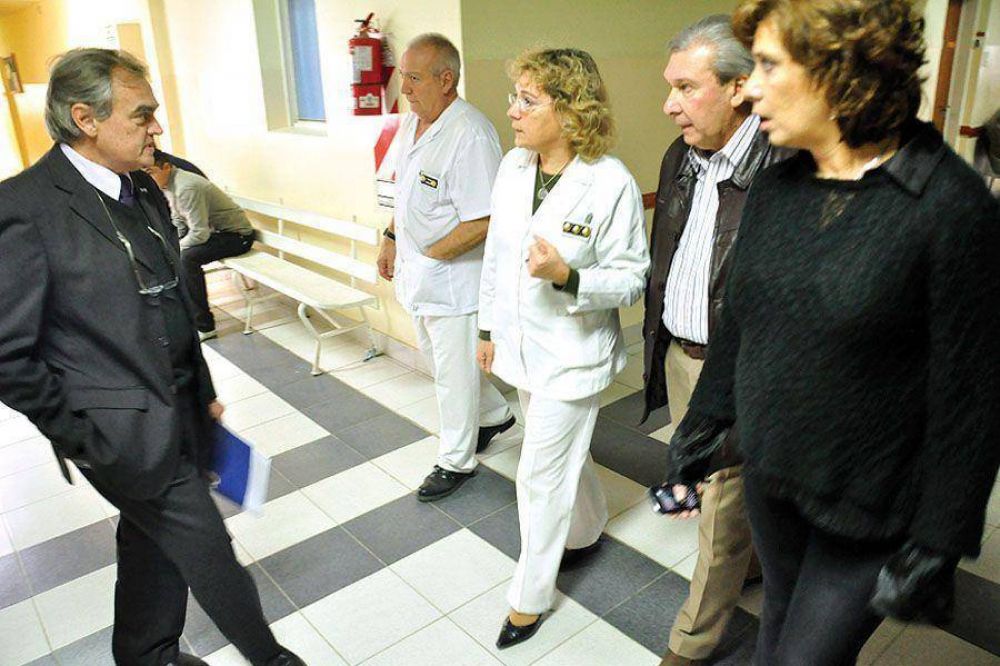 Los afiliados de PAMI podr�n atenderse en el Hospital Militar a partir de julio